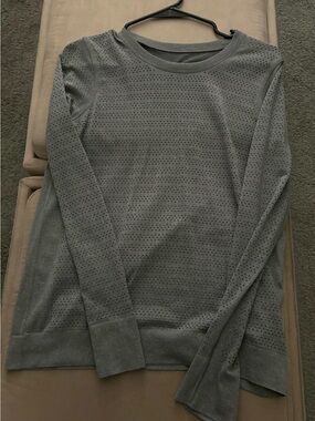 Lululemon Breeze By Long Sleeve Top